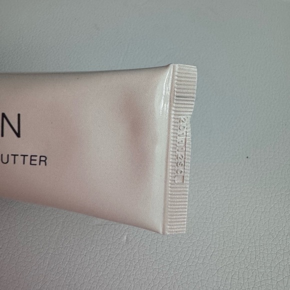 Josie Maran whipped argan oil body butter - Picture 5 of 6